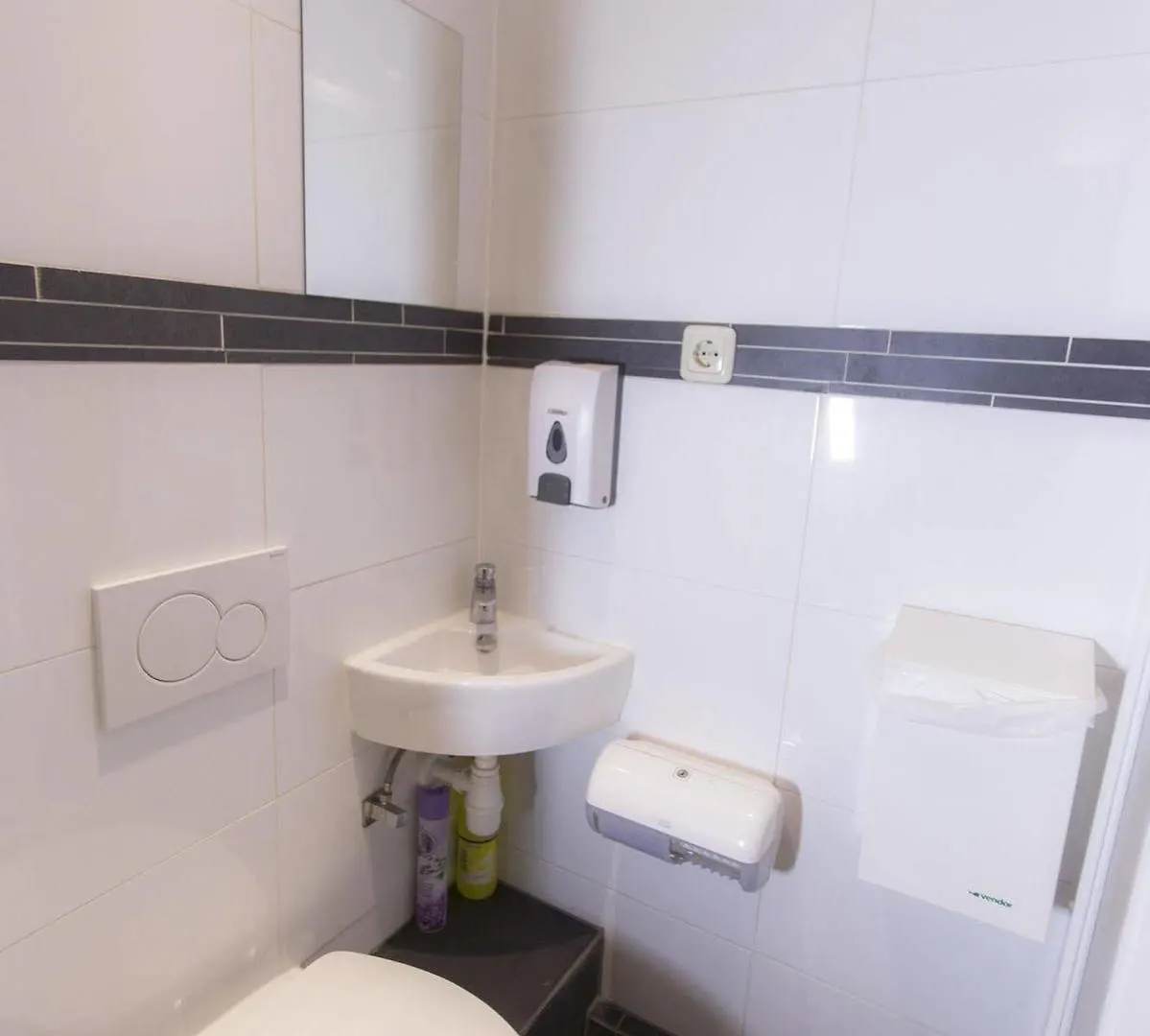 Hostel Cosmos Amsterdam 0*,